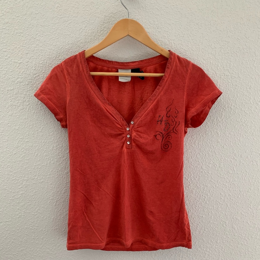 Harley Davidson tee.